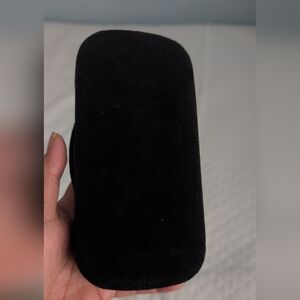 GUCCI Black Velvet Sunglasses Case‎